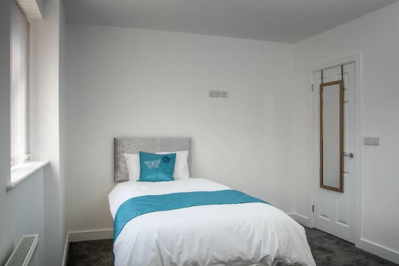 Ferienhaus Villa Fantastic Large House With Private Parking Bradford